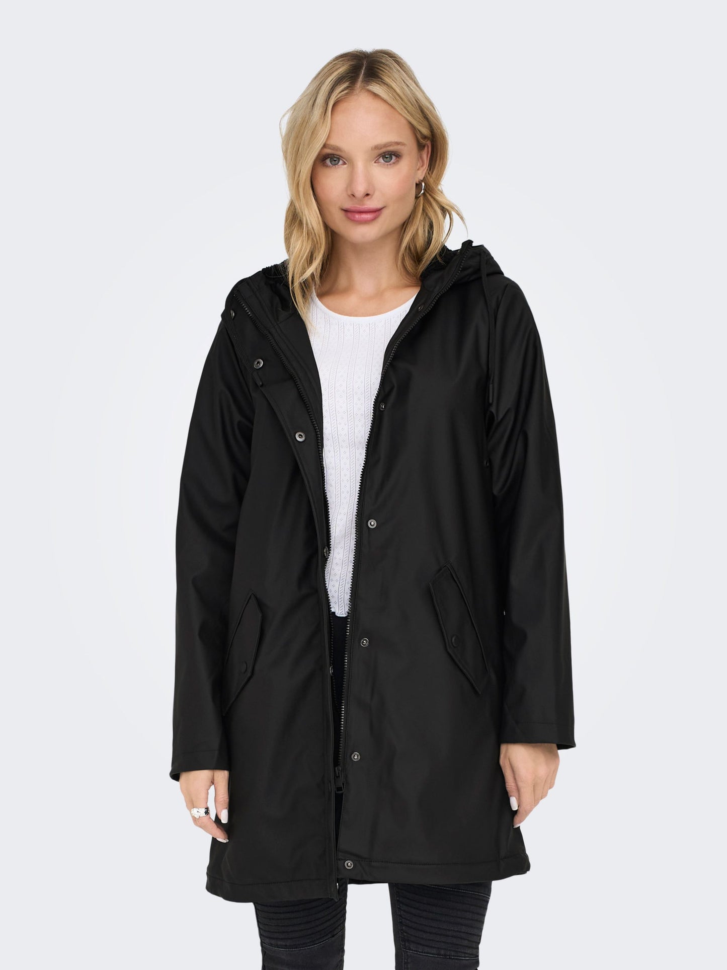 Raincoat in Black