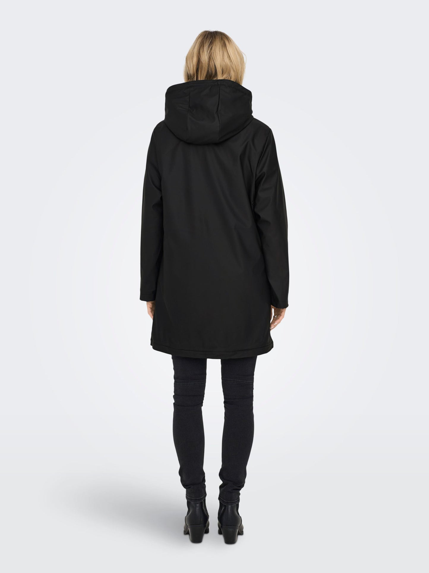 Raincoat in Black