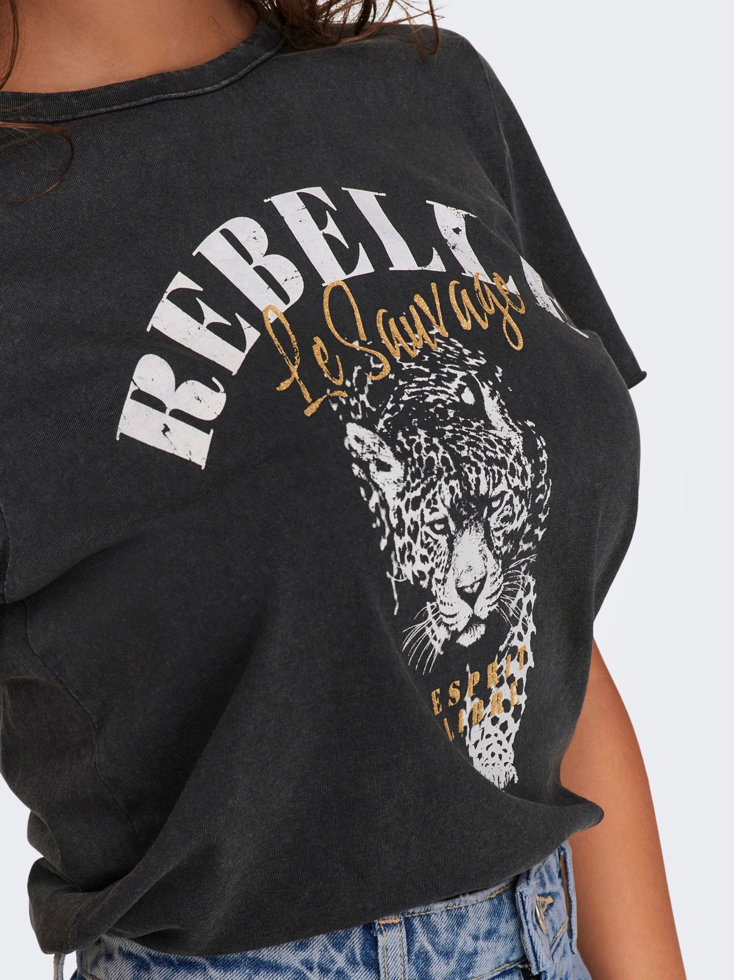 ONLY Rebelle T-Shirt in Black