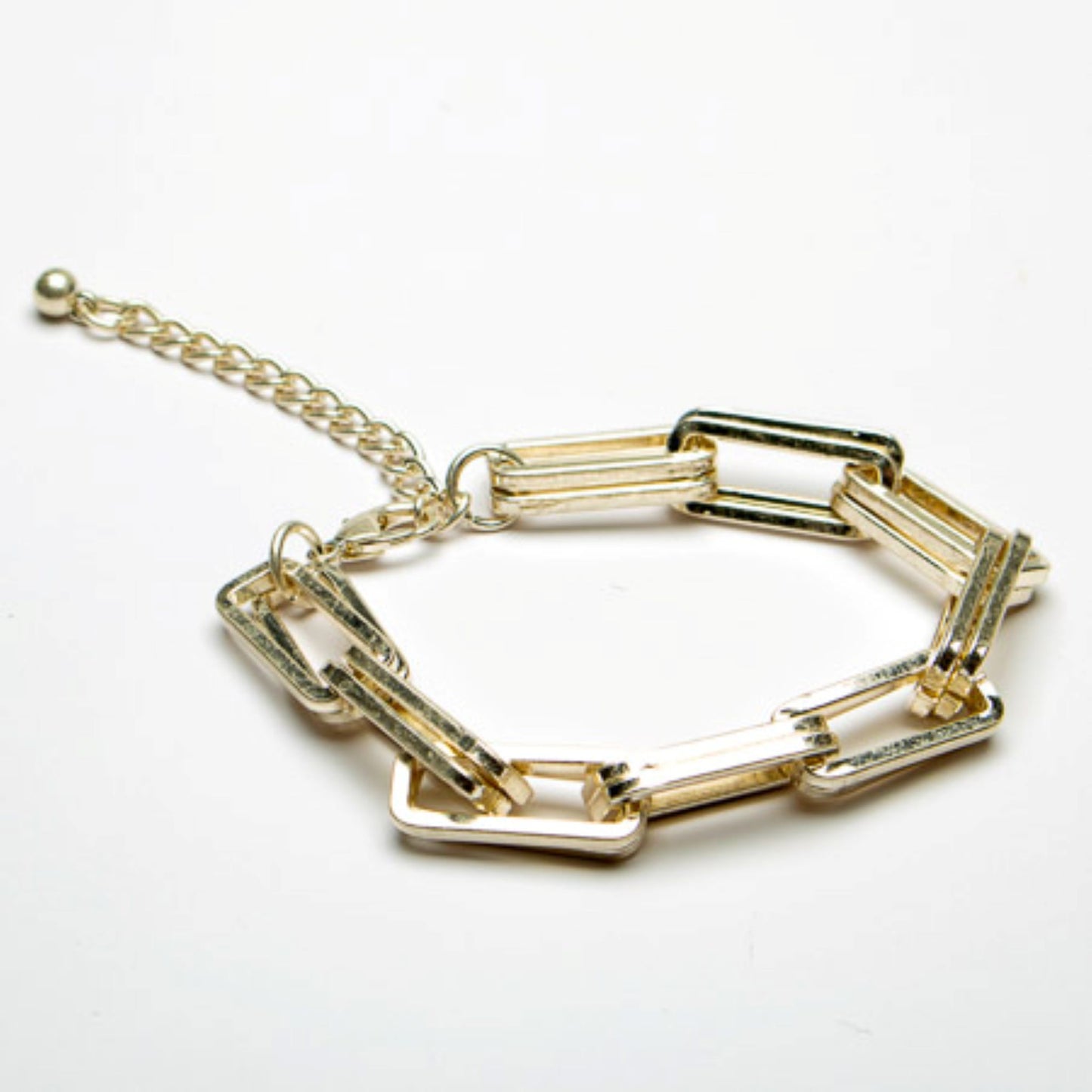 Eliza Gracious Gold Elongated Link Bracelet - EB0578