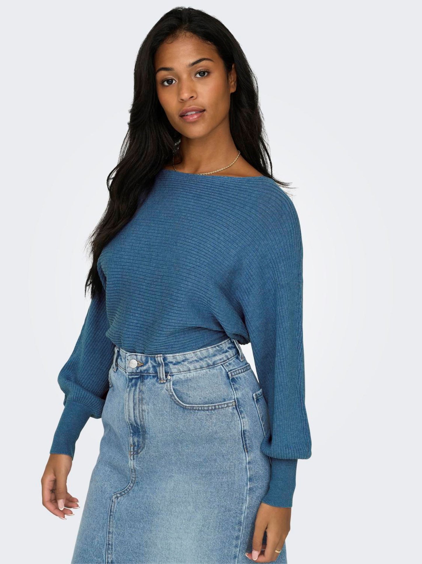 ONLY Short Knitted Jumper in Coronet Blue