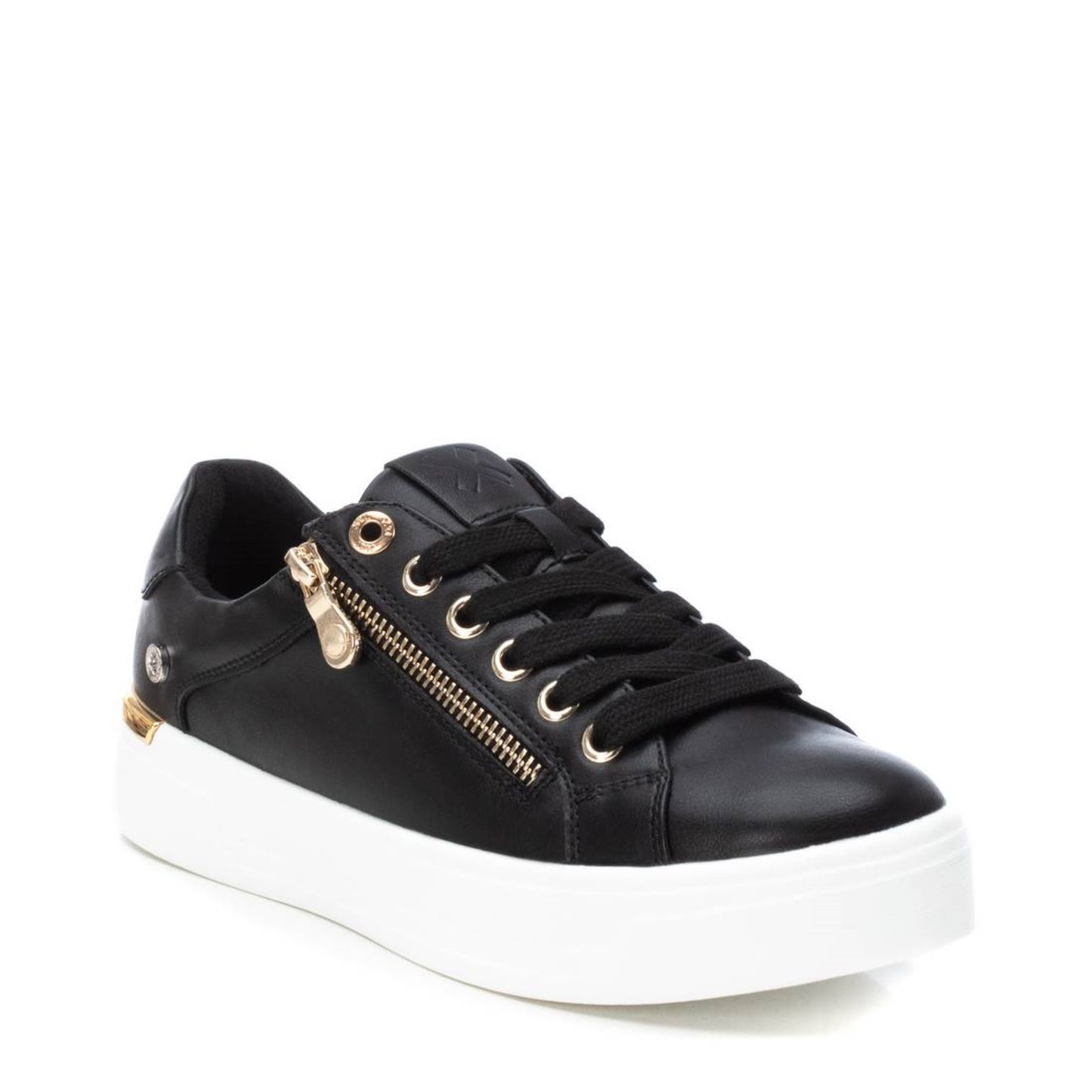 XTI Black PU Ladies Trainer - 143126