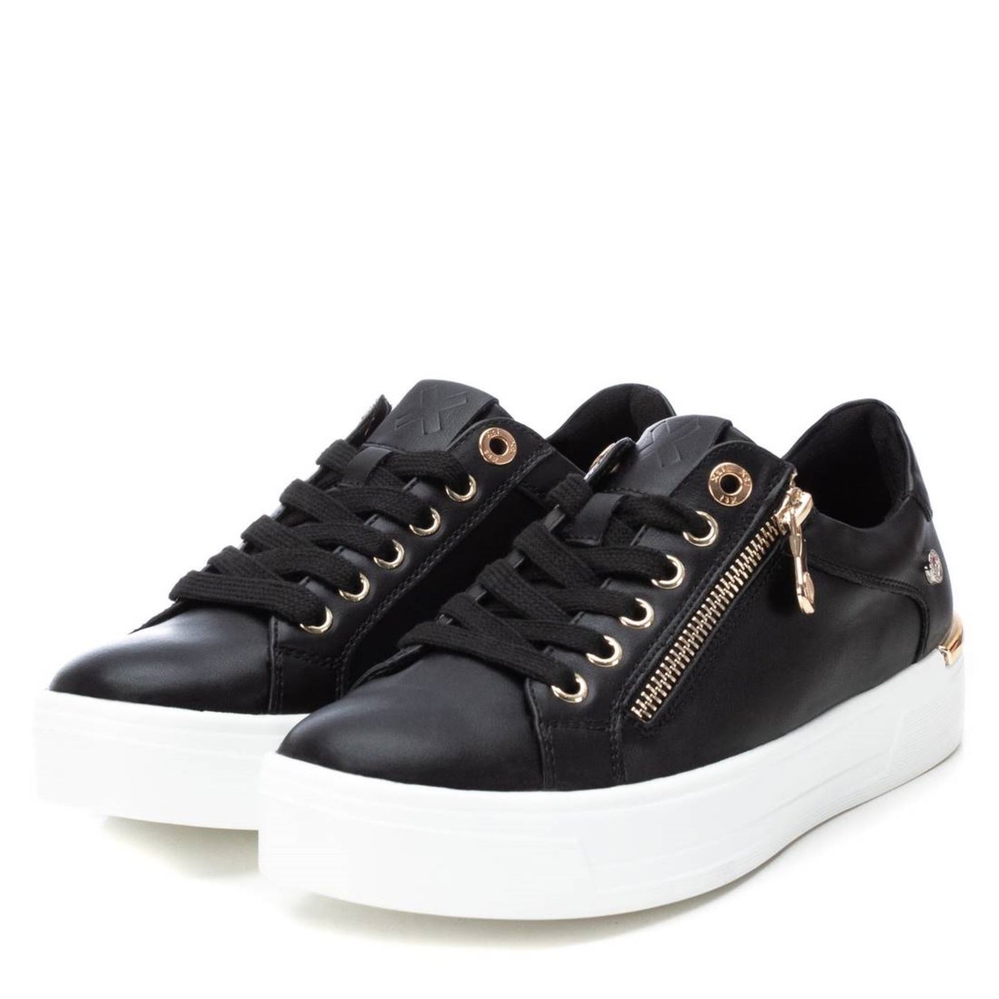 XTI Black PU Ladies Trainer - 143126