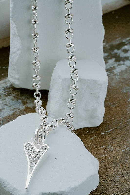 Miss Dee Silver Necklace with Knotted Chain and Cubic Zirconia Heart - 1693292