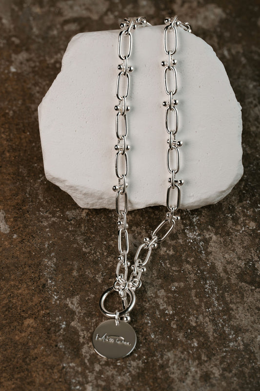 Miss Dee Short T-Bar Necklace in Silver - 1900419