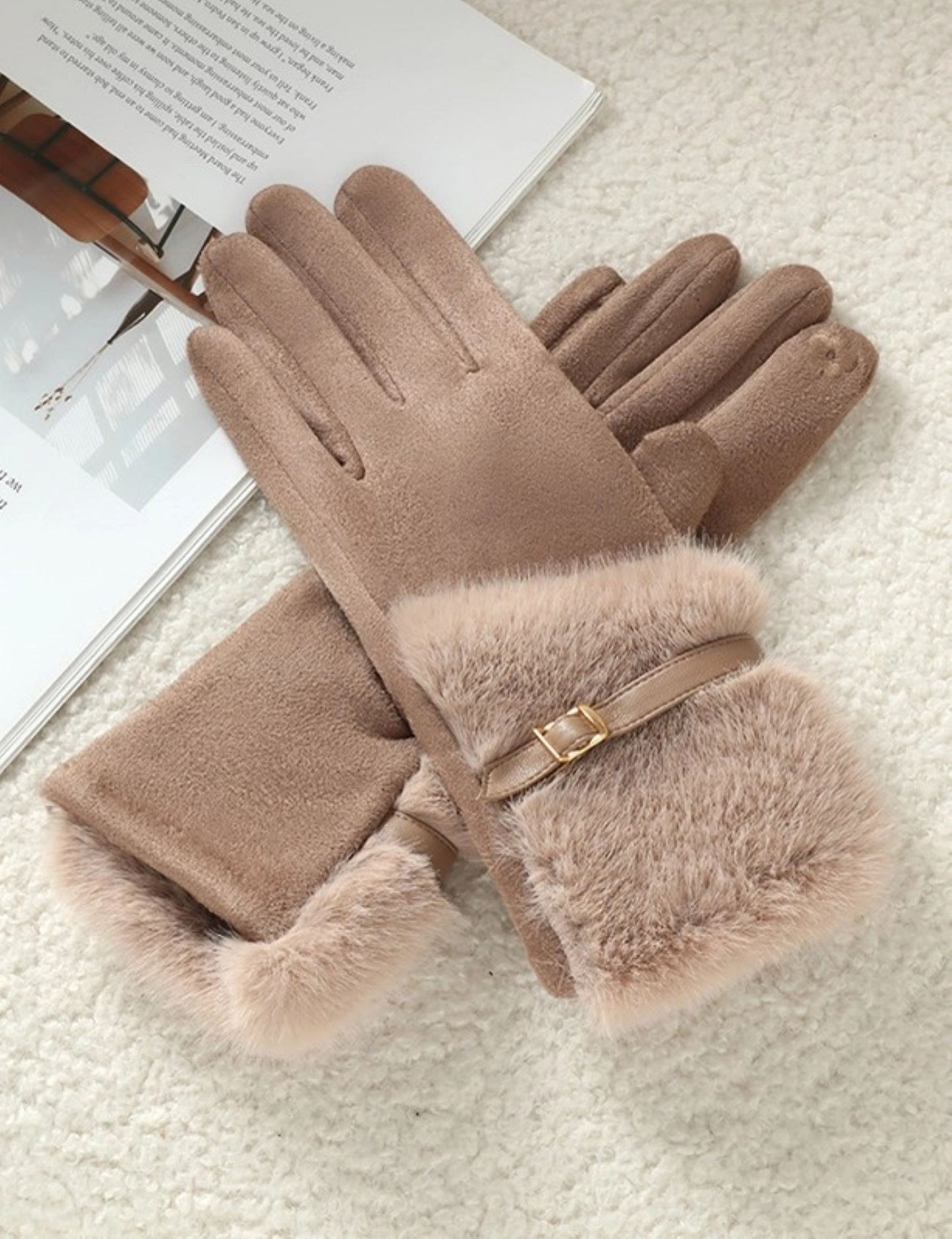 Faux Suede Gloves with Fur and Belt in Beige