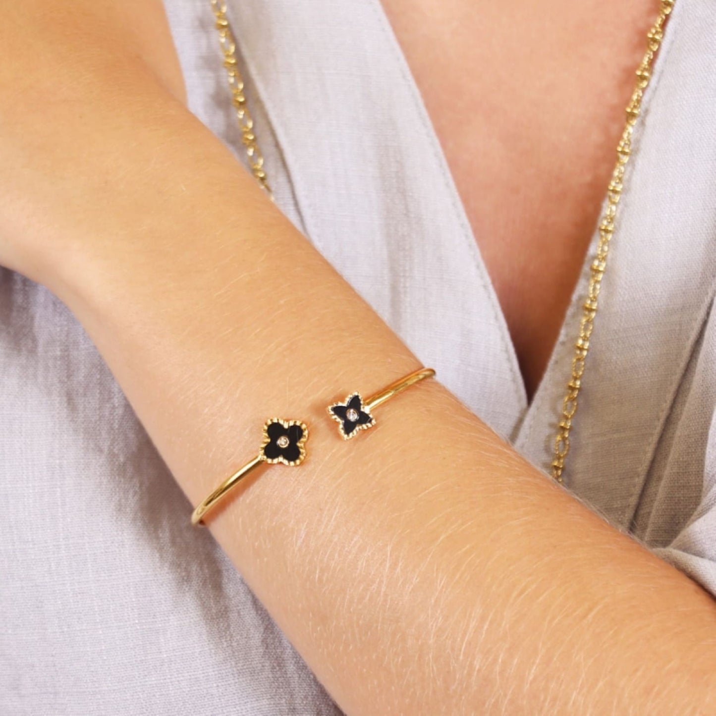 Anartxy Gold Astros Bracelet (Black) CPU305