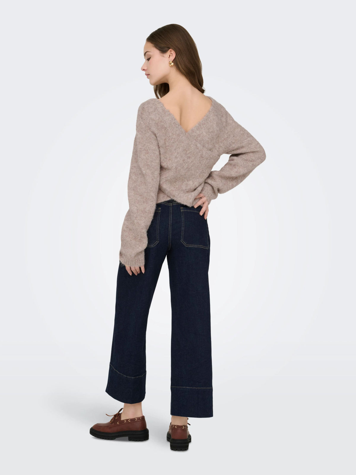 ONLY V Neck Reversible Knit in Beige
