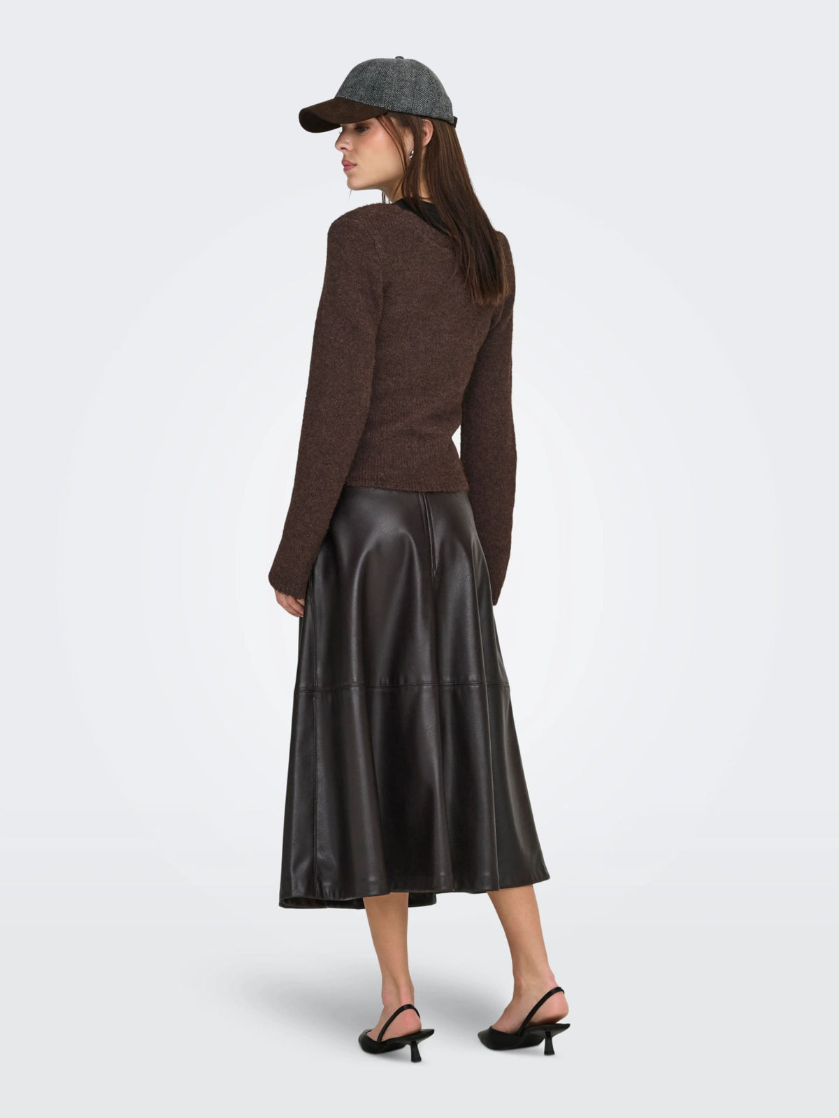 ONLY V Neck Reversible Knit in Brown