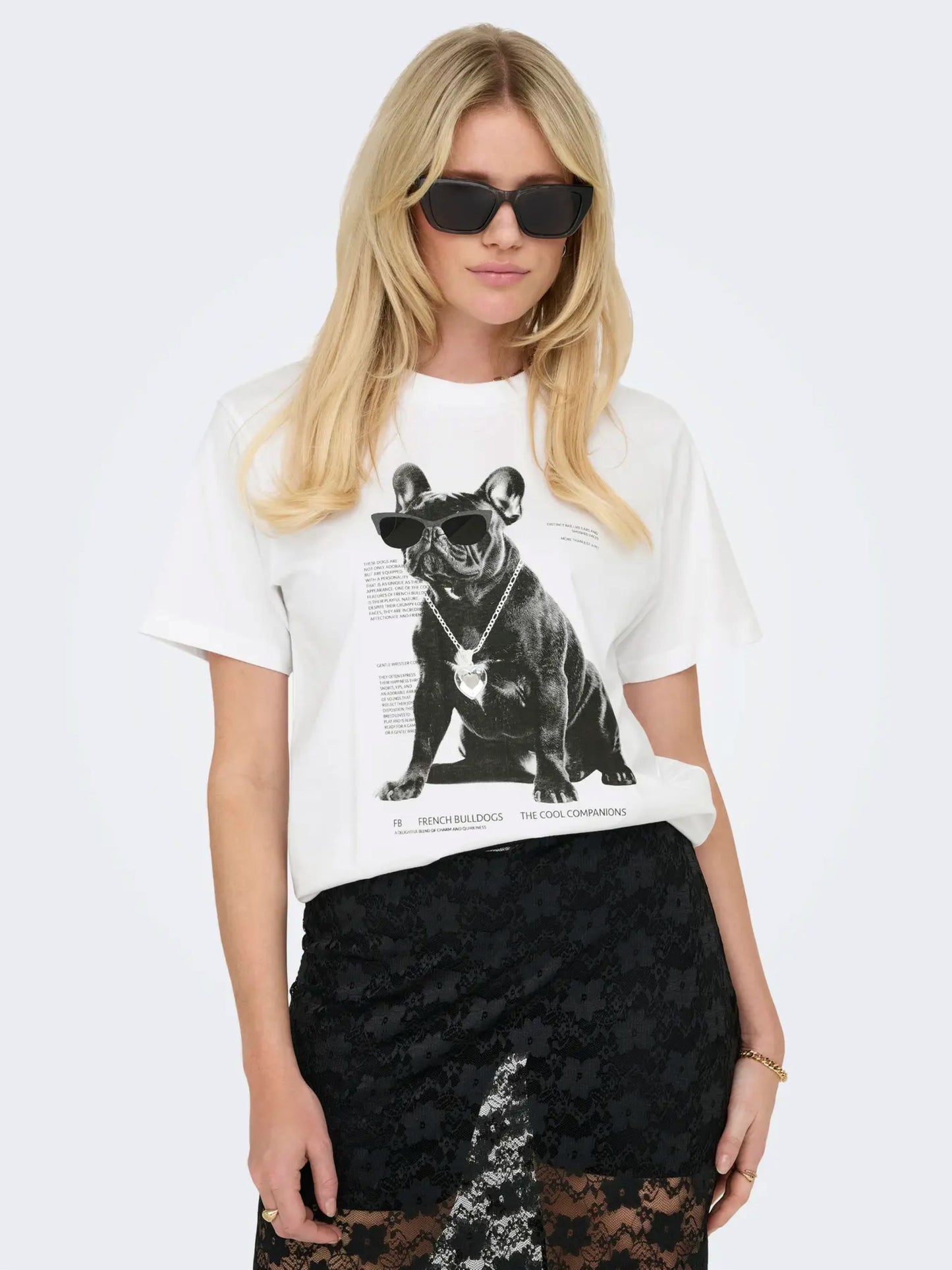 ONLY White Bulldog T-Shirt with Heart Jewel