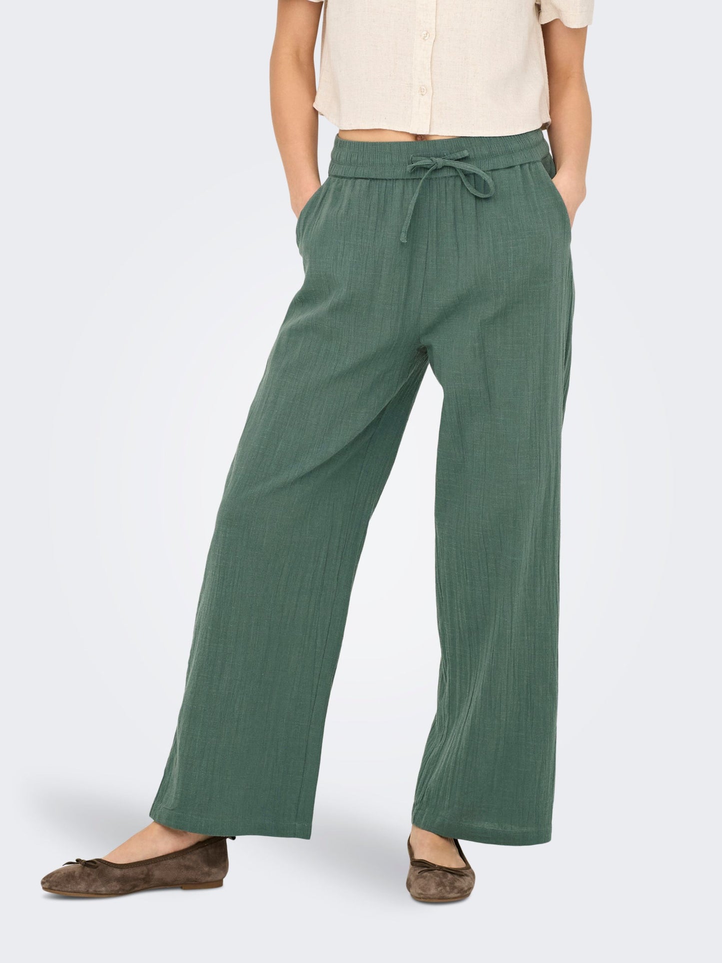 ONLY Drawstring Waist Trousers in Green