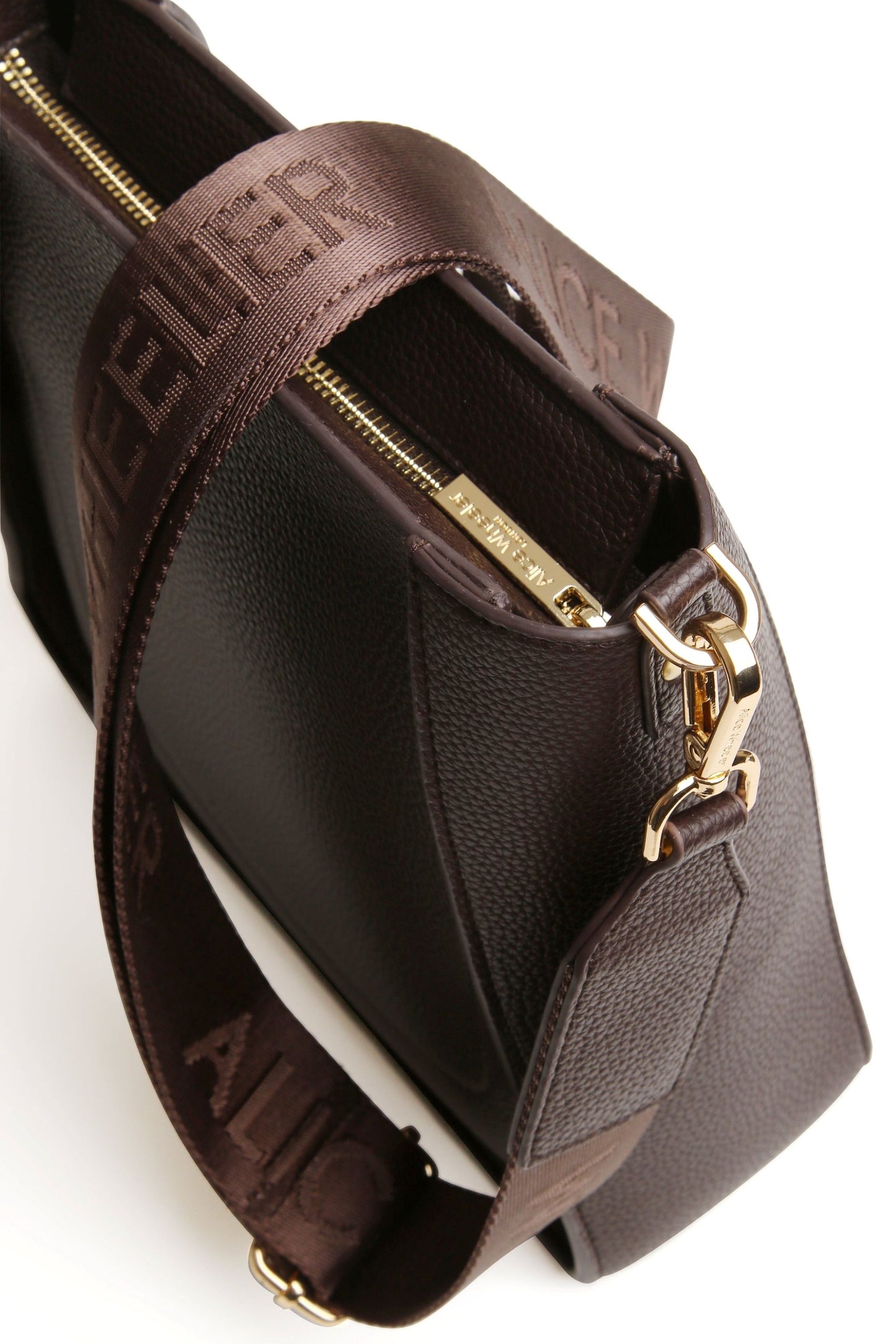 Alice Wheeler Kensington Cross Body Bag in Chocolate - AW6194