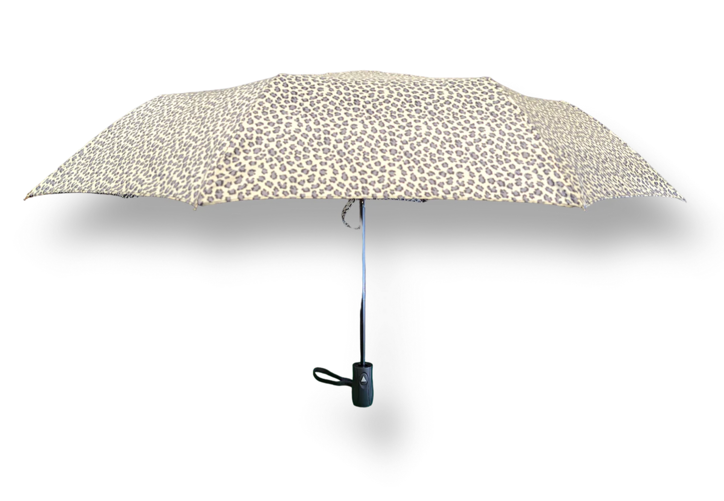 Auto Open Umbrella in Snow Leopard